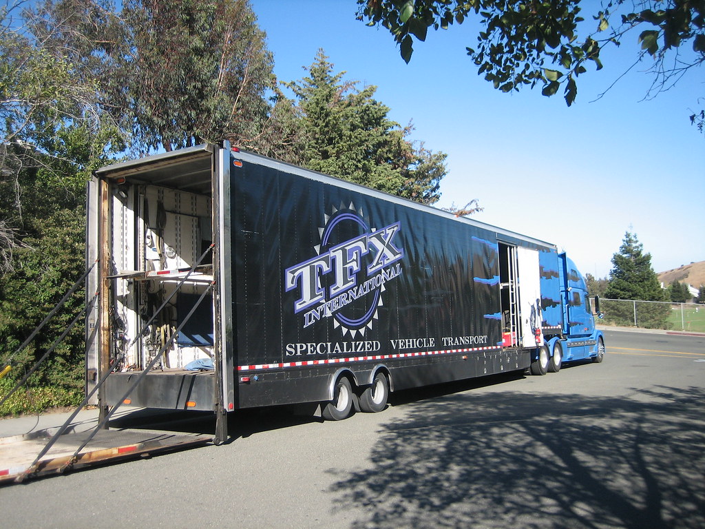 Ship car with an enclosed trailer