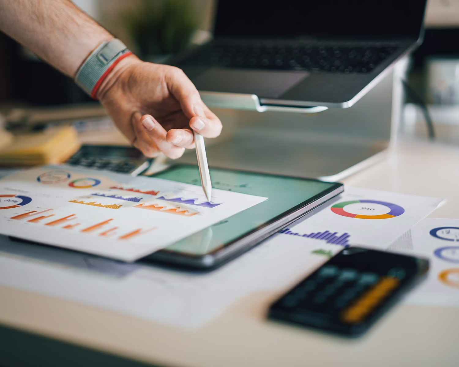 car shipping cost from US to UAE